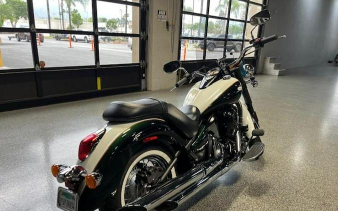 2022 Kawasaki Vulcan® 900 Classic