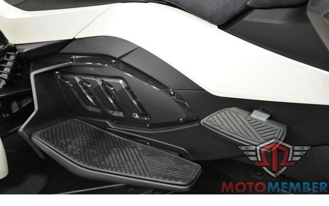 2026 Can-Am Spyder RT Sea-to-Sky