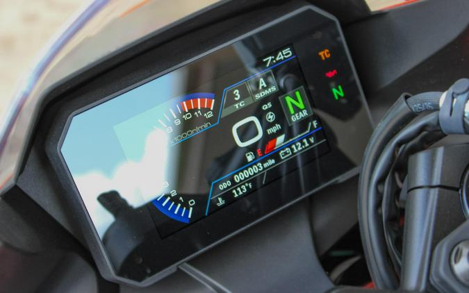 2026 SUZUKI GSX-8R