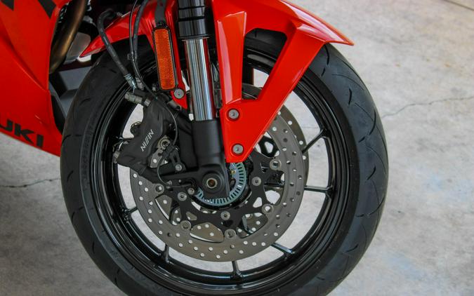 2026 SUZUKI GSX-8R