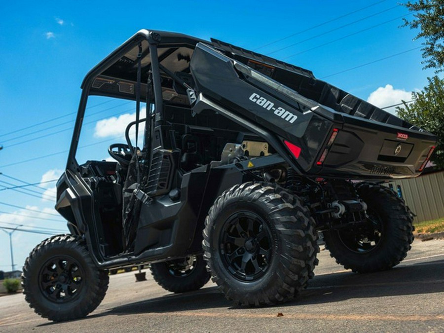 2026 Can-Am Defender XT HD11 With 10.25 In.Display