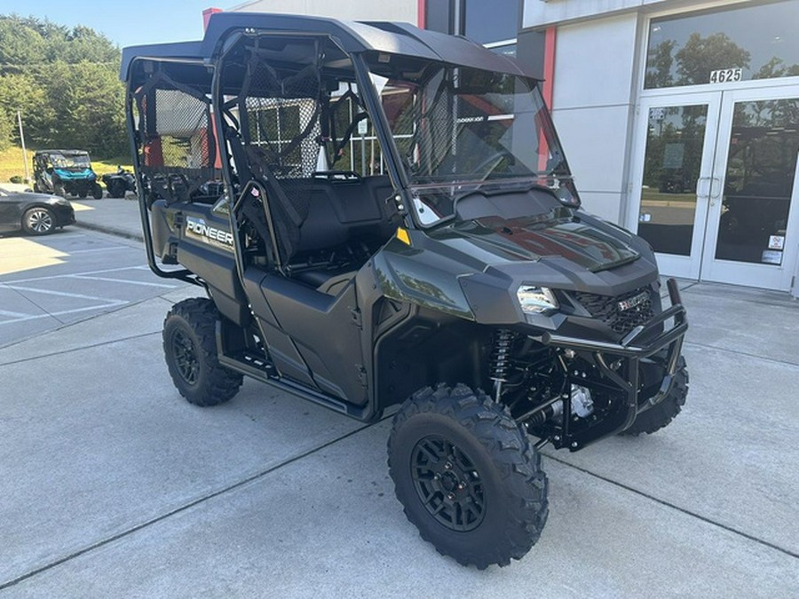 2027 Honda Pioneer 700-4 Deluxe