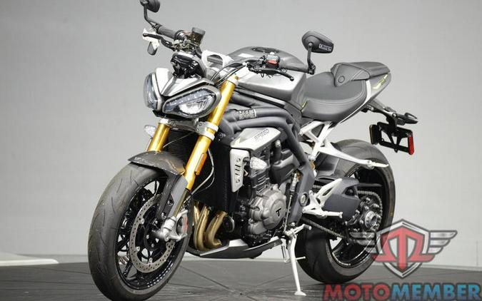 2022 Triumph Speed Triple 1200 RS Matte Silver Ice