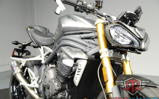 2022 Triumph Speed Triple 1200 RS Matte Silver Ice