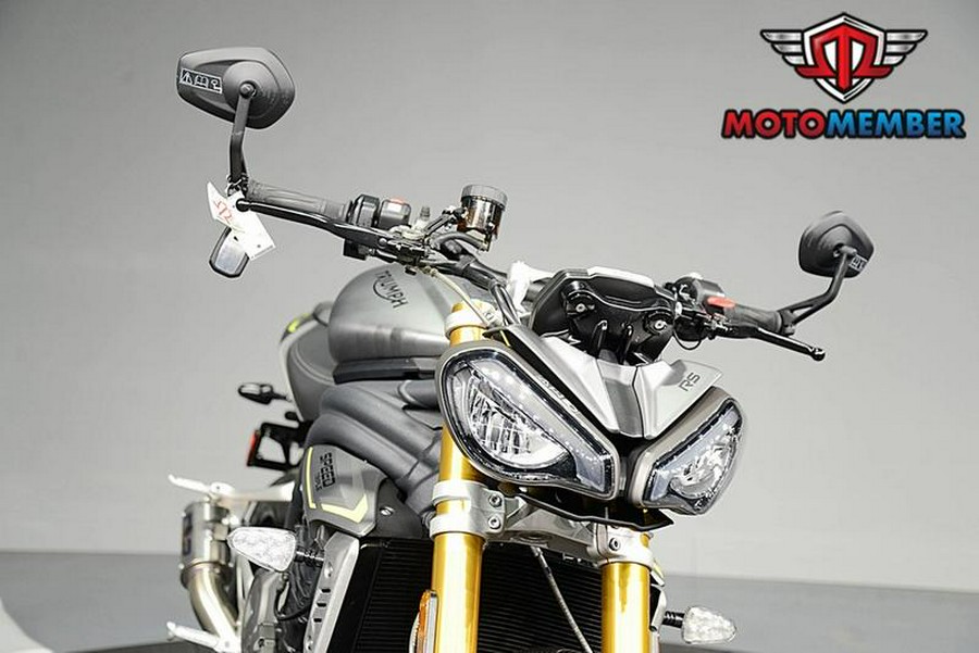 2022 Triumph Speed Triple 1200 RS Matte Silver Ice