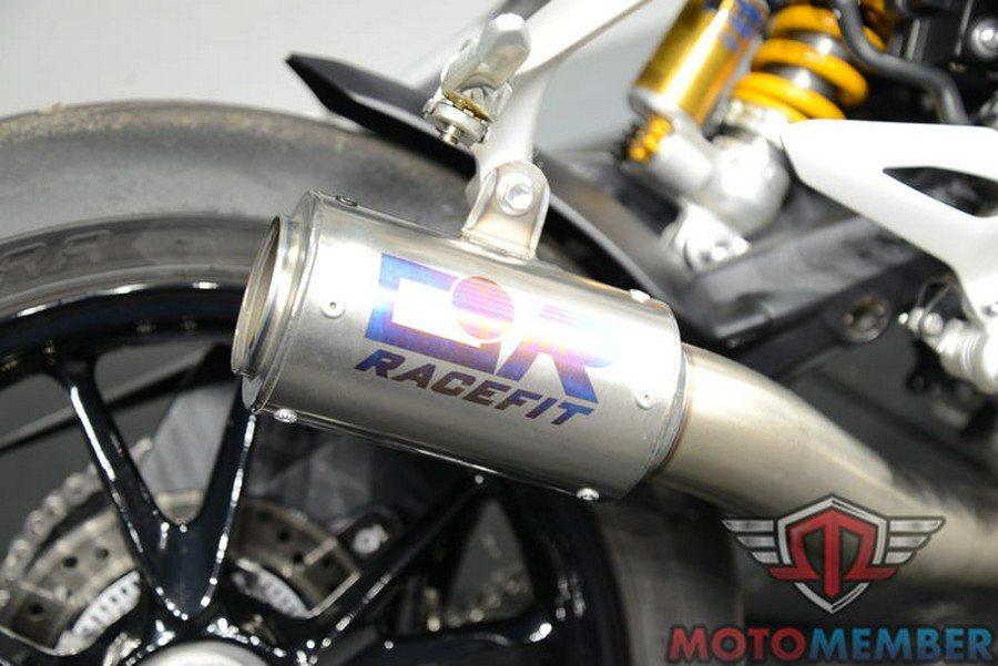 2022 Triumph Speed Triple 1200 RS Matte Silver Ice