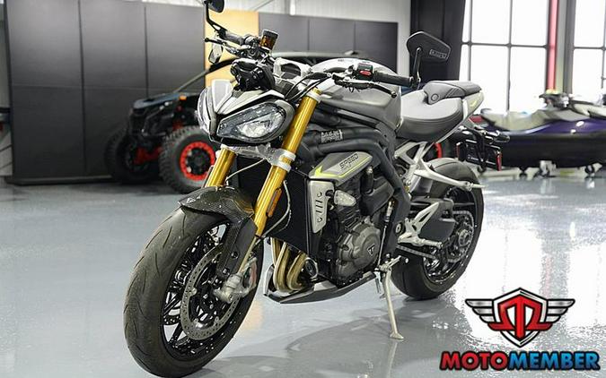 2022 Triumph Speed Triple 1200 RS Matte Silver Ice