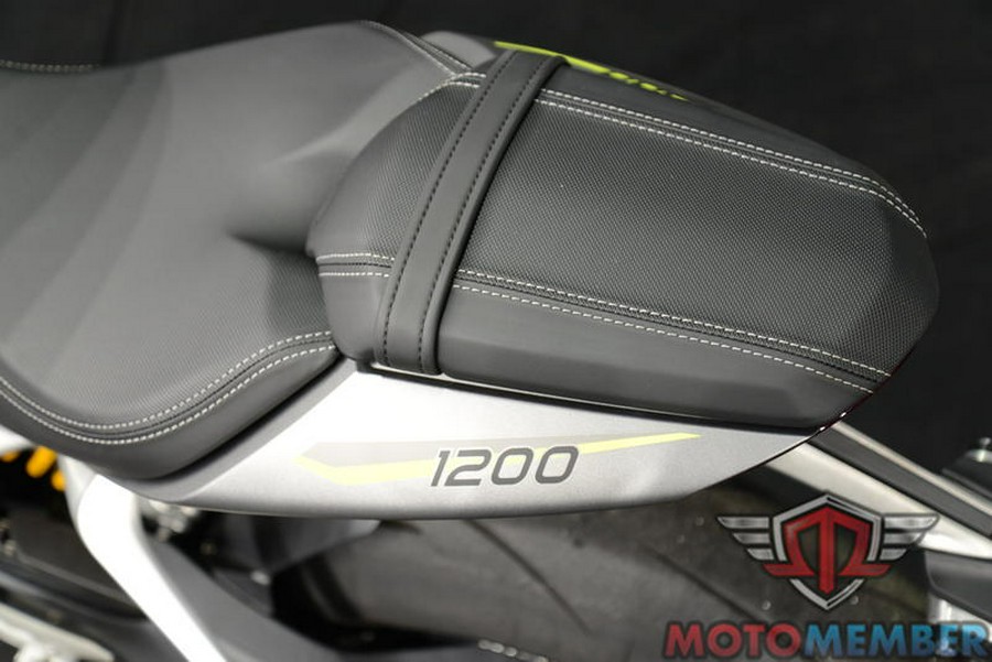 2022 Triumph Speed Triple 1200 RS Matte Silver Ice