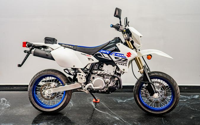 2019 Suzuki Motor of America Inc. DR-Z400SM
