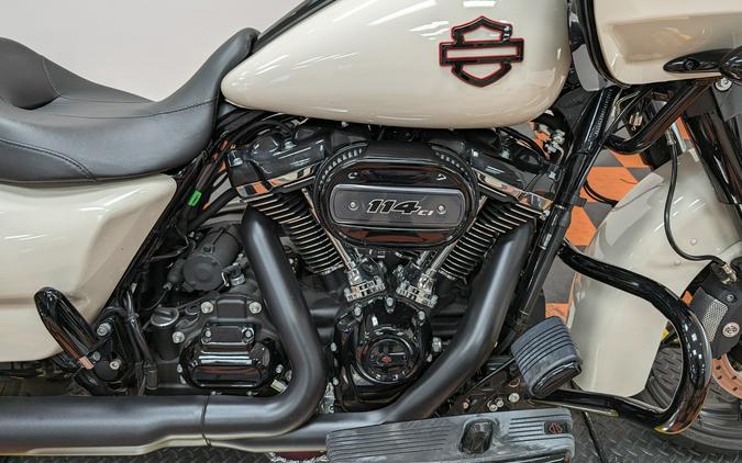 2022 Harley-Davidson Road Glide Special