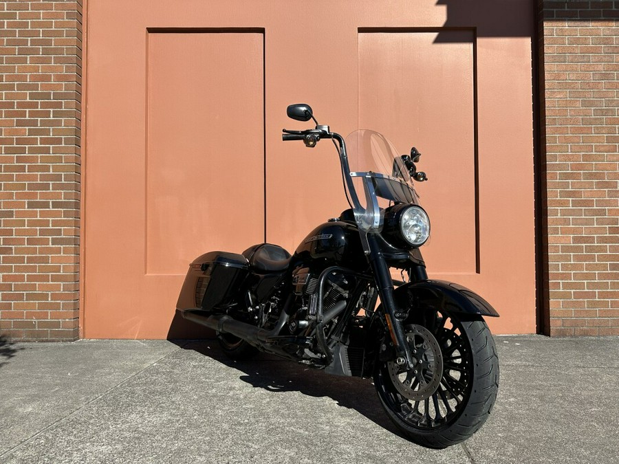 2019 Harley-Davidson Road King Special Vivid Black