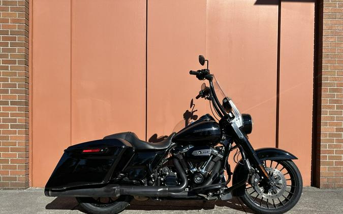 2019 Harley-Davidson Road King Special Vivid Black