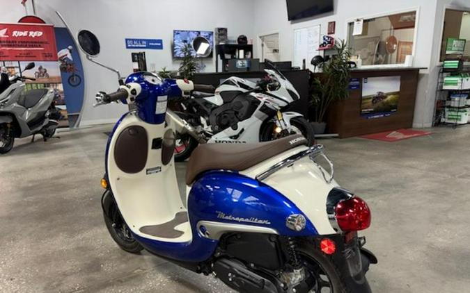 2023 Honda® Metropolitan Base