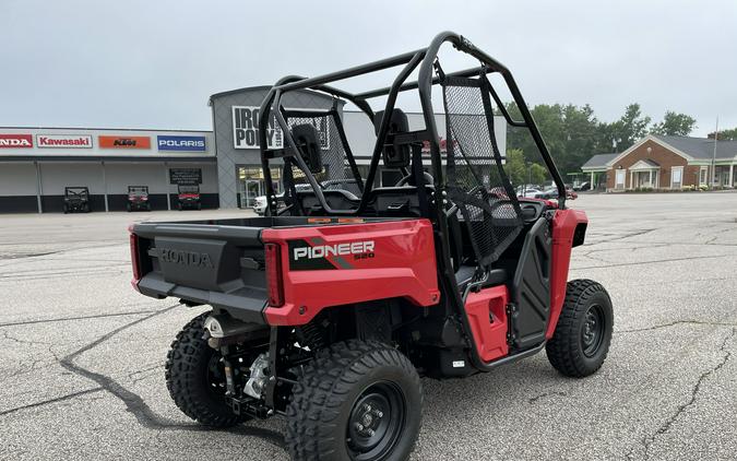 2025 Honda Pioneer 520