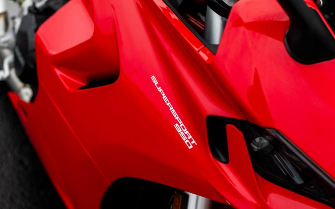 2024 Ducati SuperSport 950 S Ducati Red