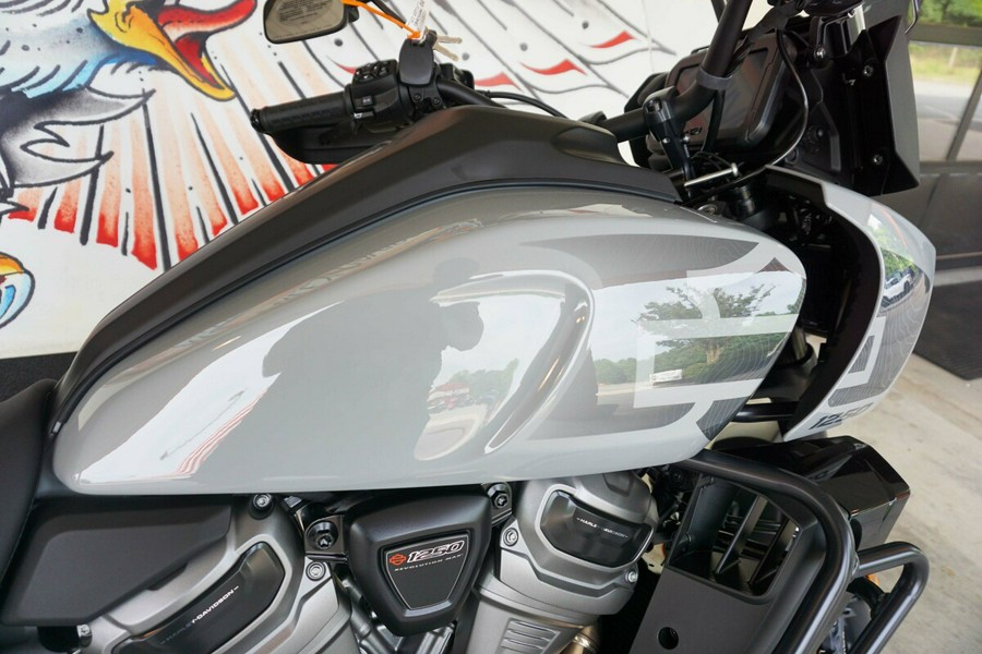 2024 Harley-Davidson Pan America™ 1250 Billiard Gray