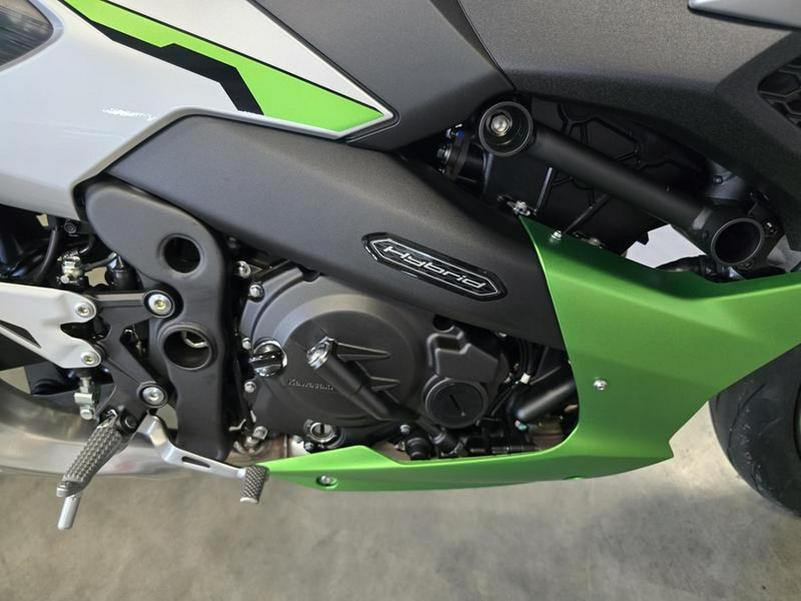 2024 Kawasaki Z7 Hybrid ABS