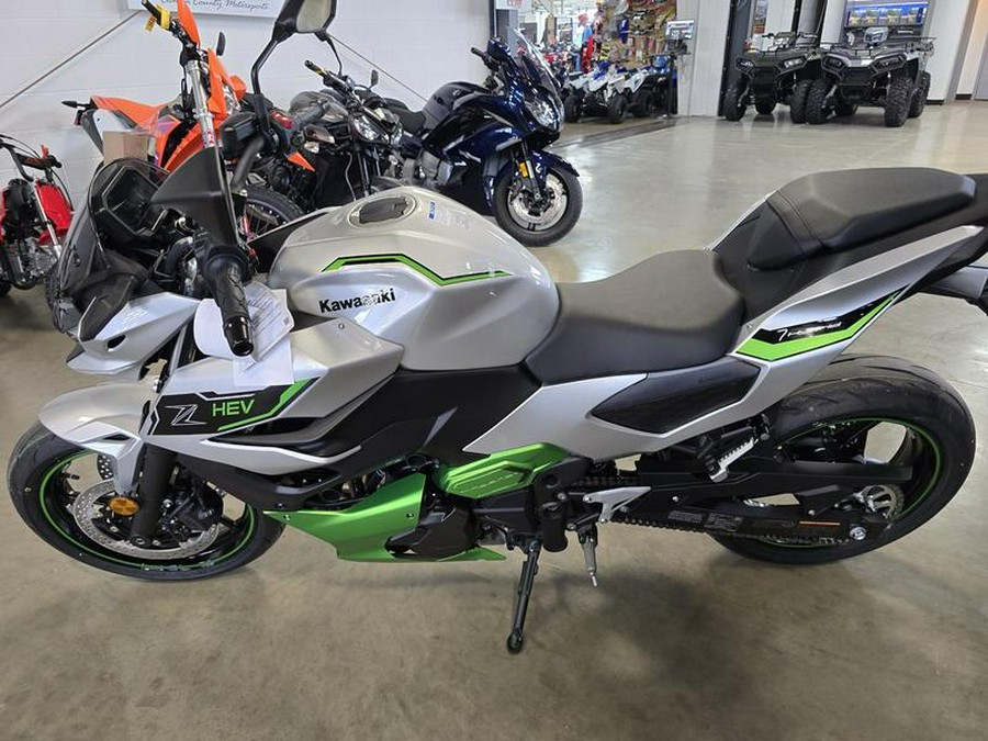 2024 Kawasaki Z7 Hybrid ABS