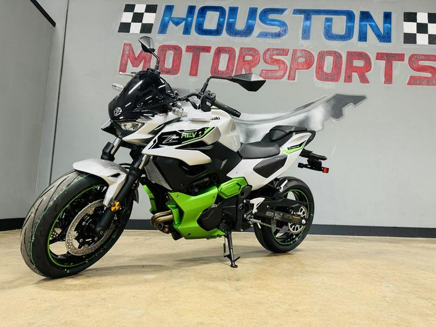 2024 Kawasaki Z7 Hybrid ABS