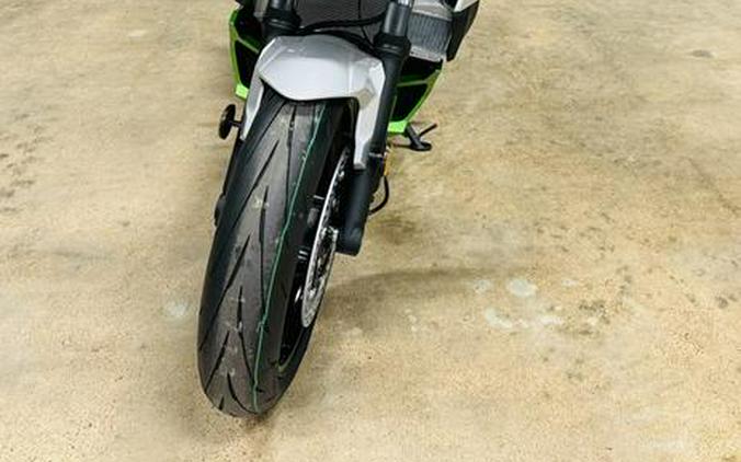 2024 Kawasaki Z7 Hybrid ABS