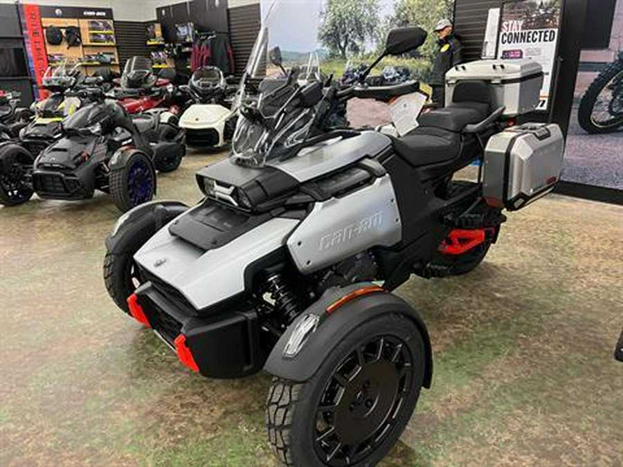 2025 Can-Am Canyon XT
