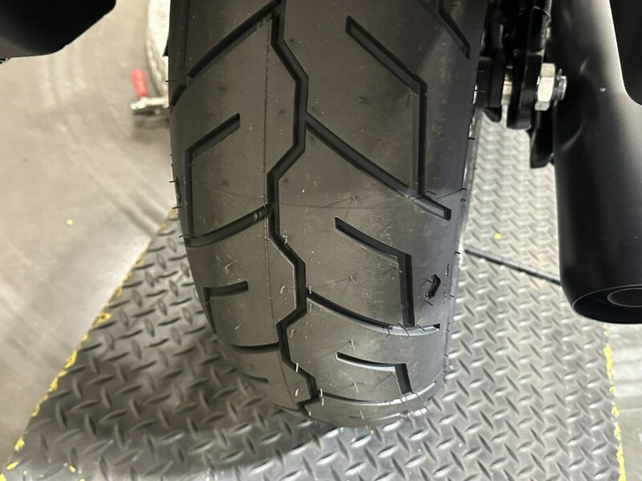 2025 Harley-Davidson® Low Rider® ST Vivid Black