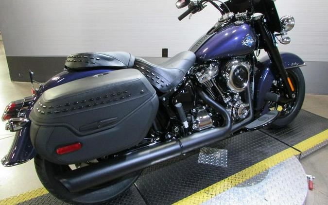 2026 Harley-Davidson® FLHC - Heritage Classic