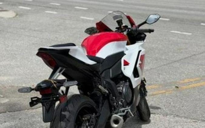 2026 Yamaha YZF-R7 70th Anniversary Edition