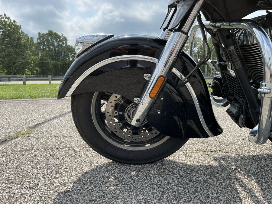 2018 Indian Motorcycle Indian® Chieftain Classic