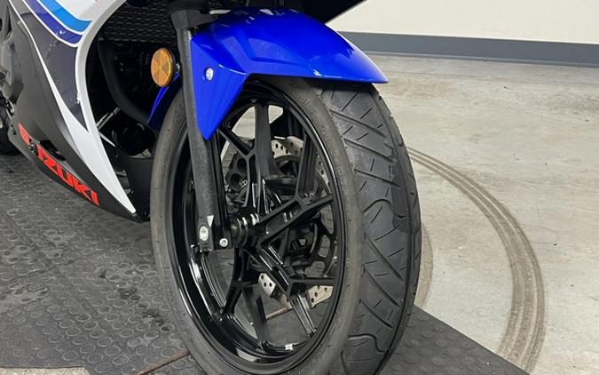 2019 Suzuki GSX250RZ