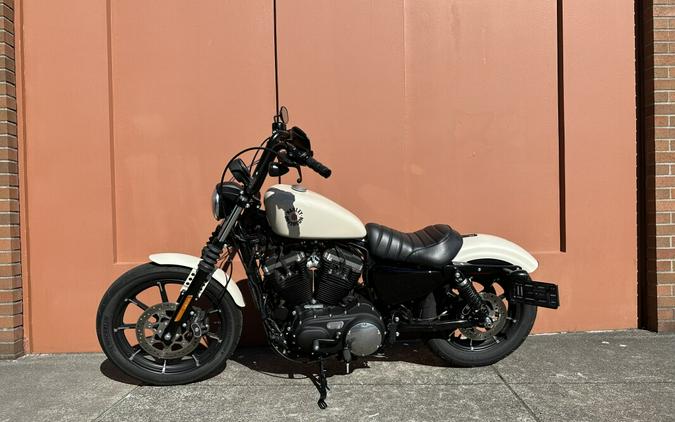 2022 Harley-Davidson Iron 883 White Sand Pearl