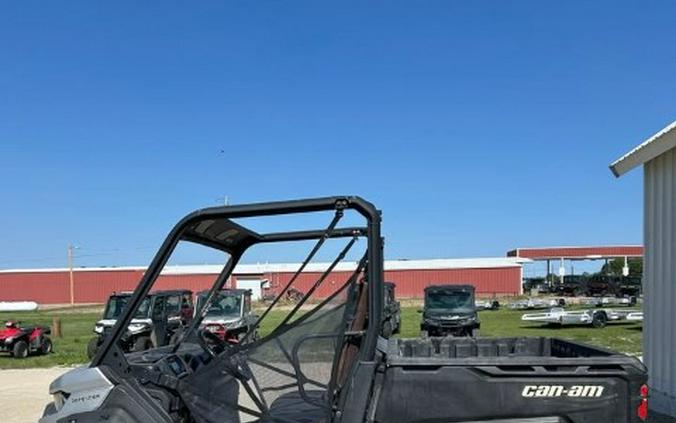 2020 Can-Am Defender DPS HD10