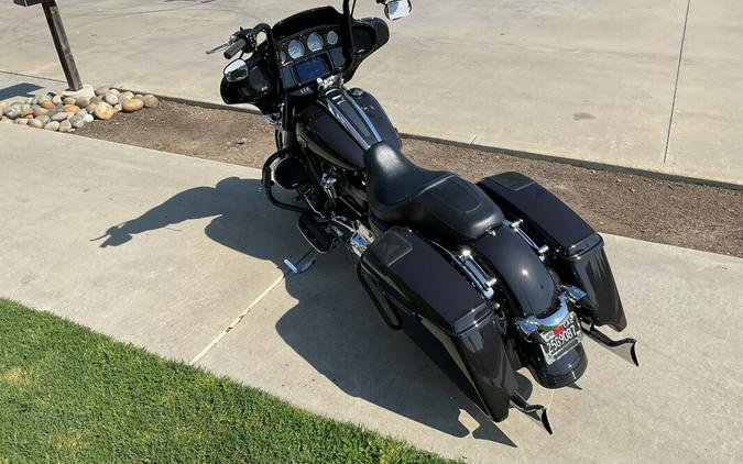 FLHXS 2021 Street Glide® Special