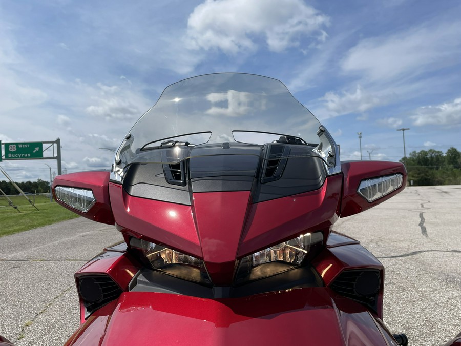 2016 Can-Am Spyder® F3 Limited SE6
