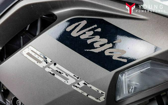 2023 Kawasaki Ninja 650 Metallic Matte Graphenesteel Gray/Ebony