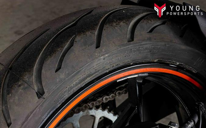 2023 Kawasaki Ninja 650 Metallic Matte Graphenesteel Gray/Ebony