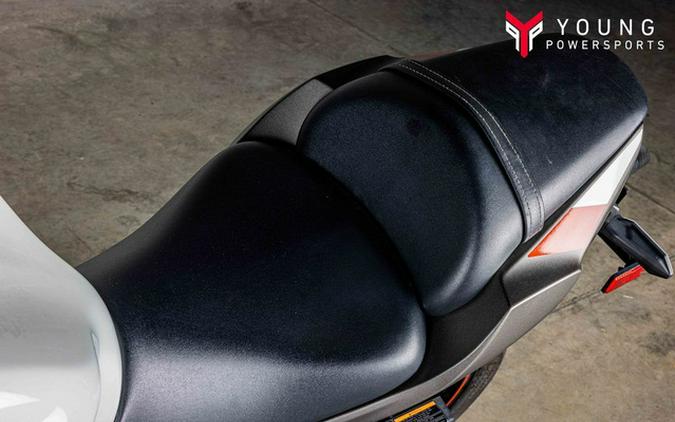 2023 Kawasaki Ninja 650 Metallic Matte Graphenesteel Gray/Ebony