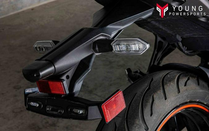 2023 Kawasaki Ninja 650 Metallic Matte Graphenesteel Gray/Ebony