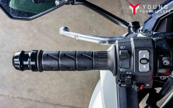 2023 Kawasaki Ninja 650 Metallic Matte Graphenesteel Gray/Ebony