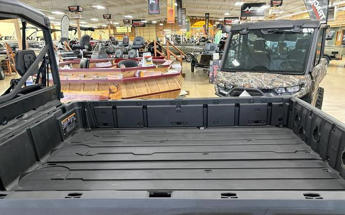 2026 Can-Am® Defender PRO XT HD10