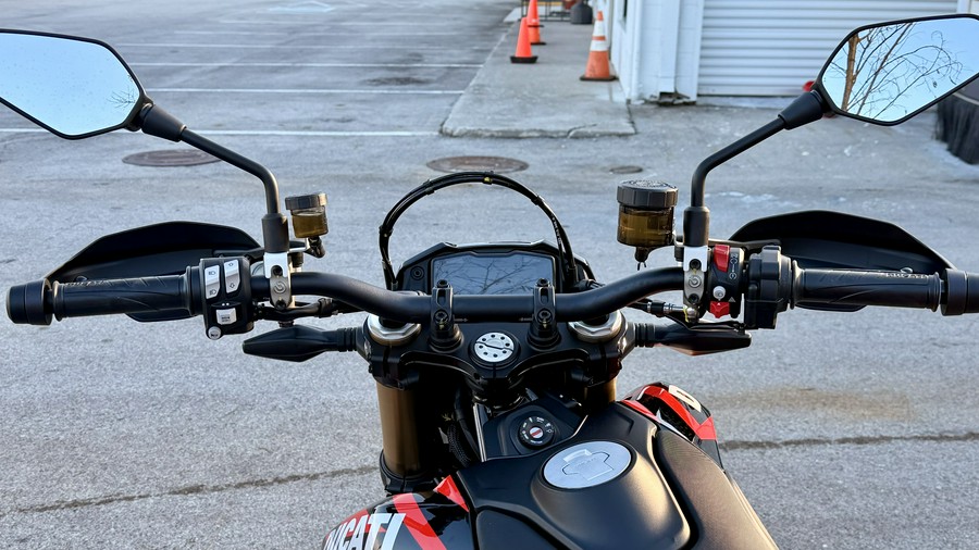 2026 Ducati Hypermotard 698 Mono RVE