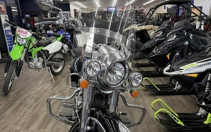 2016 Indian Motorcycle Springfield Base