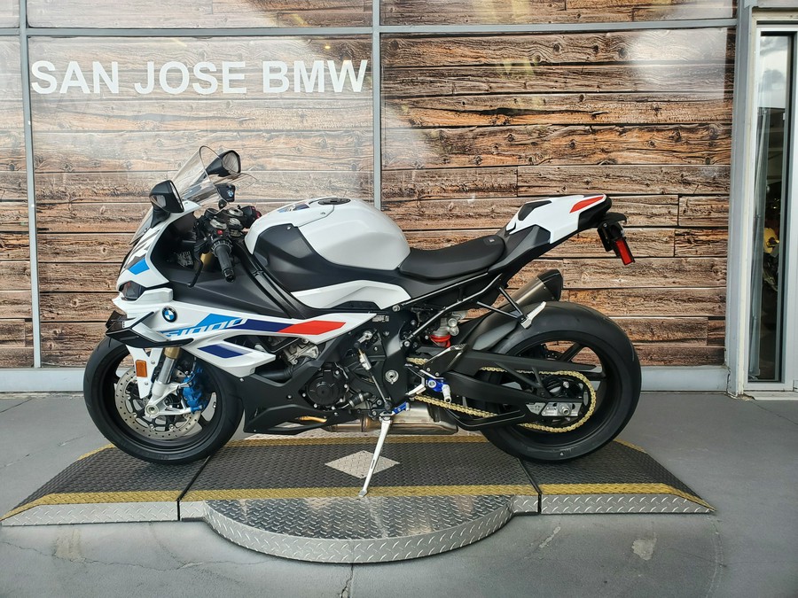 2024 BMW S 1000 RR