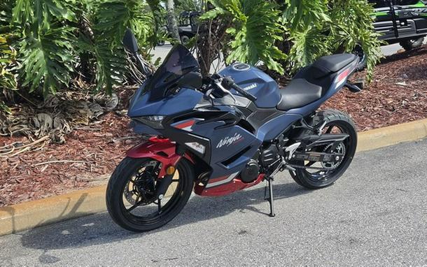 2026 Kawasaki Ninja 500 ABS Metallic Matte Twilight Blue