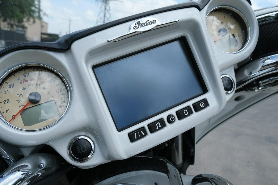2019 INDIAN MOTORCYCLE ROADMASTER