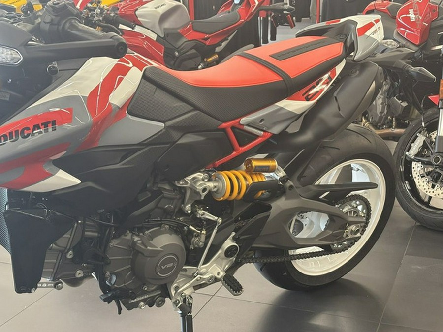 2026 Ducati Hypermotard V2 SP