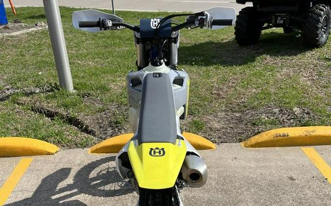 2023 Husqvarna® FX 450