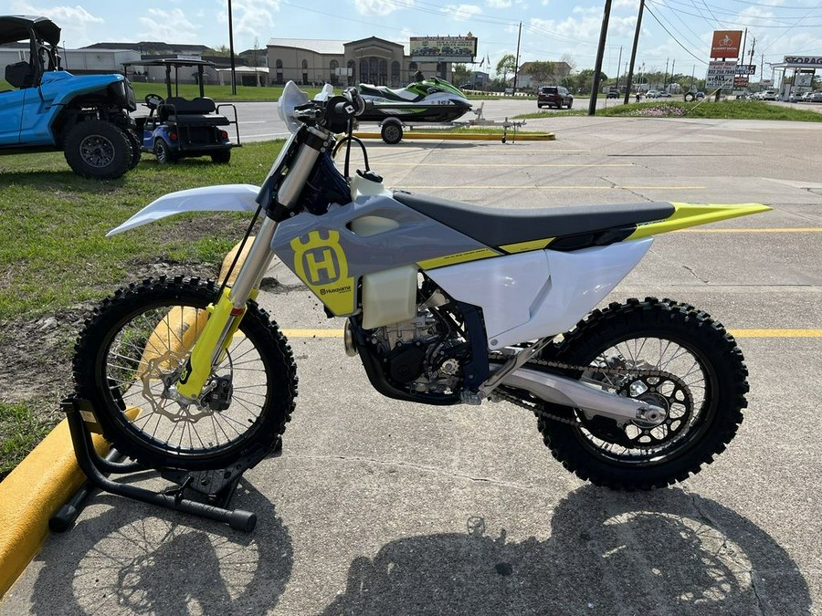 2023 Husqvarna® FX 450