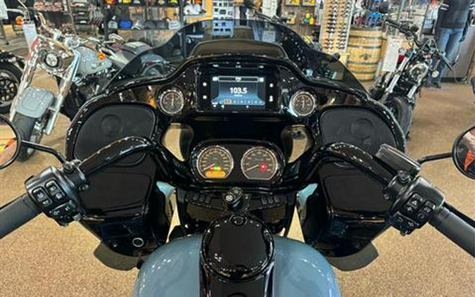 2024 Harley-Davidson Road Glide® 3