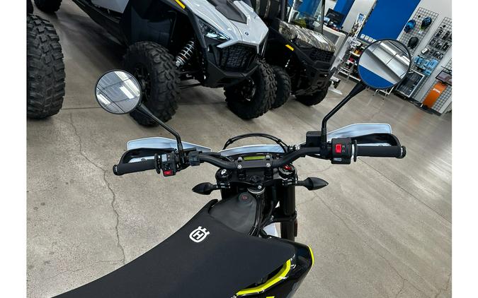 2023 Husqvarna Motorcycles 701 SUPERMOTO